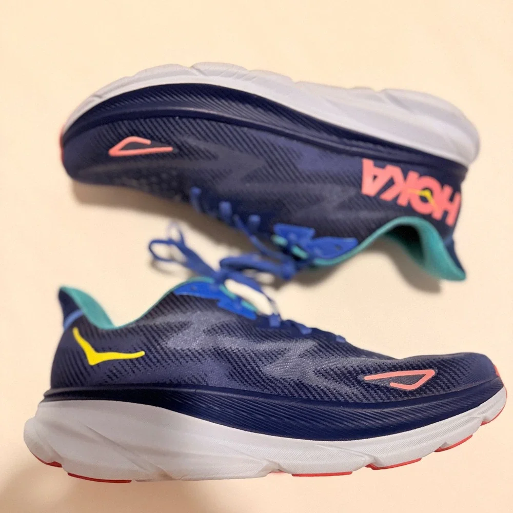 Hoka Clifton 9 Running Shoes Mens 10.5 Blue Coral 1127896 BBCRM Sneaker